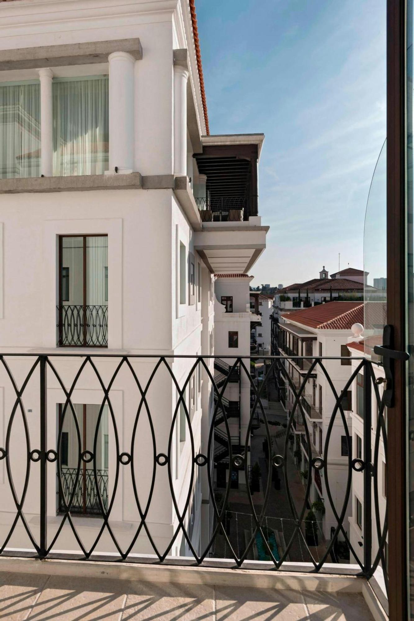 Ac Hotels By Marriott Guatemala City Ngoại thất bức ảnh